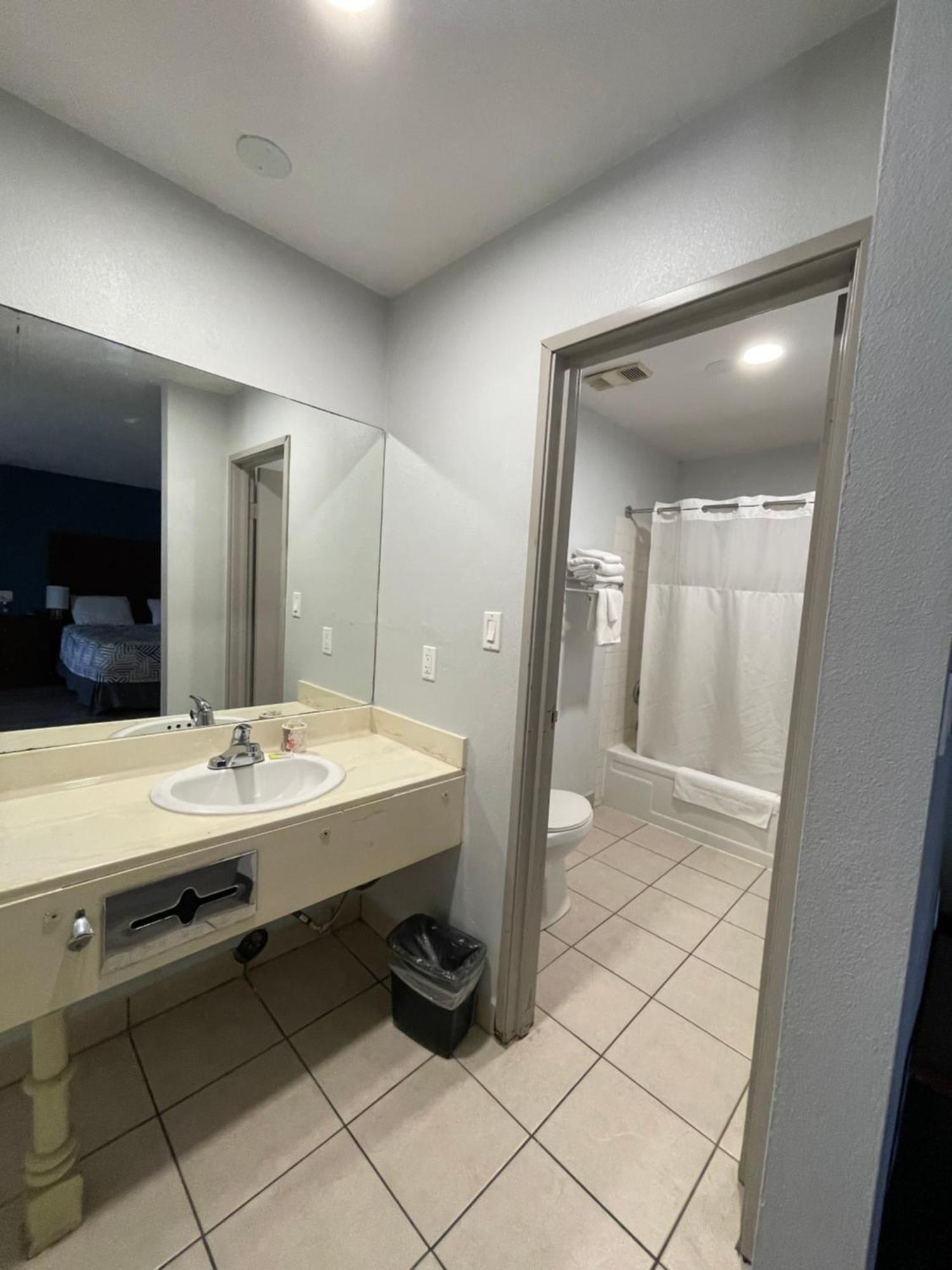 Portside Inn & Suites Los Angeles Extérieur photo