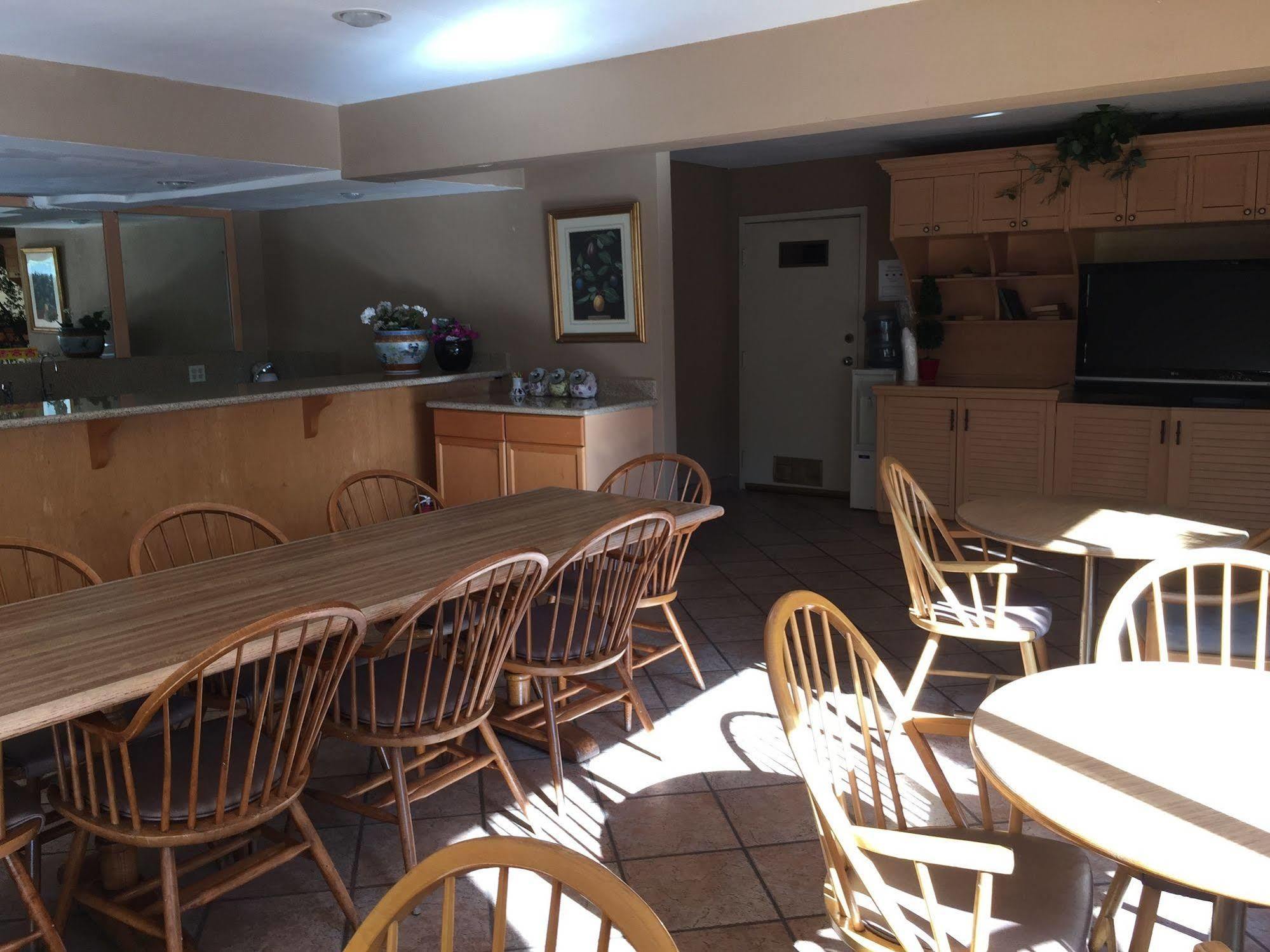 Portside Inn & Suites Los Angeles Extérieur photo